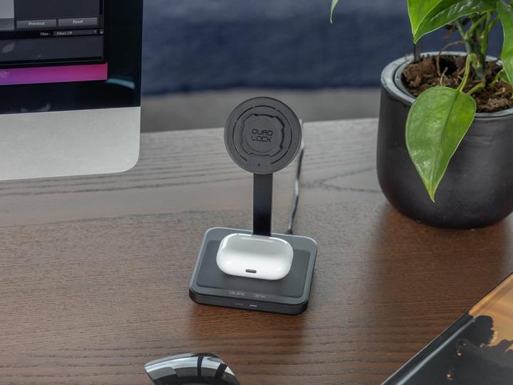 Actual product image Quad Lock Dual Desktop Charger (15 W)