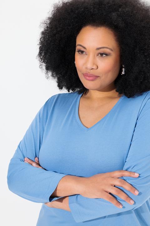 Actual product image Ulla Popken Back To Basics V-Neck Relaxed Fit Cotton Tee (68)