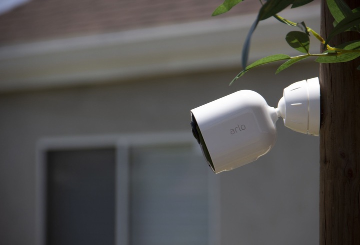 Actual product image Arlo Ultra 2 Spotlight camera, add on camera black (3840 x 2160 pixels)