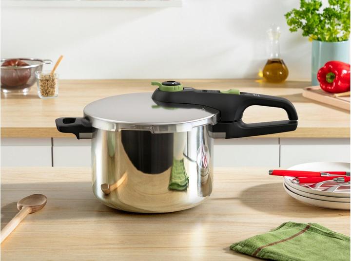 Produktbild Tefal Secure Trendy Schnellkochtopf (22 cm, Kochtopf, Edelstahl)