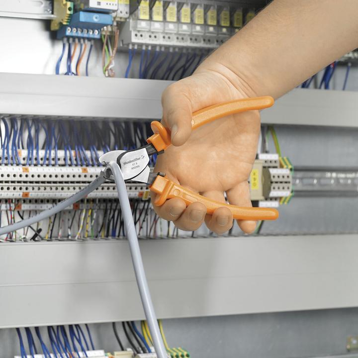 Actual product image Weidmüller Cable shears for electrical cables - insulated 1000 V (185 mm)