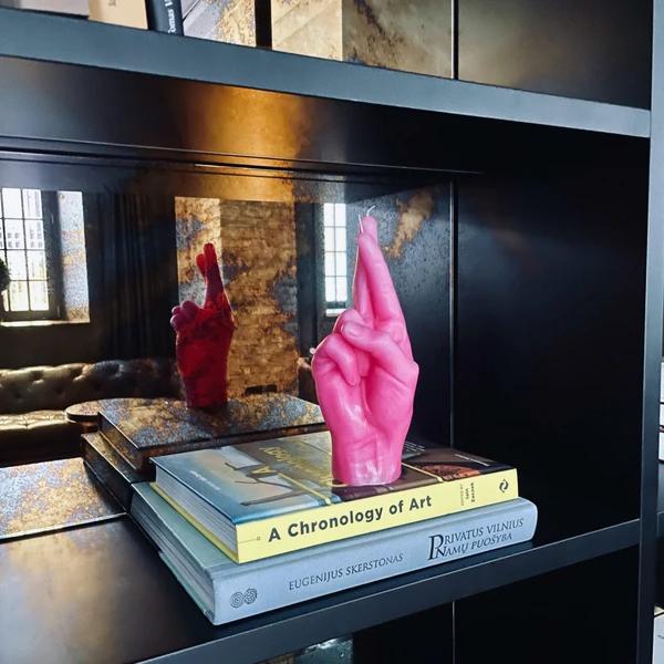 Image du produit Candle Hand Bougie Mandatus Crossed Fingers, Rose, Caractéristiques (1 pcs)