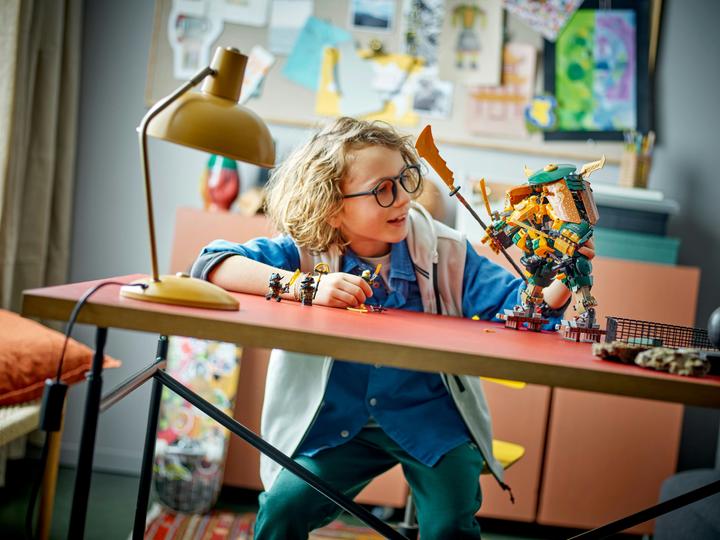 Produktbild LEGO Lloyds und Arins Training-Mechs (71794, LEGO Ninjago)