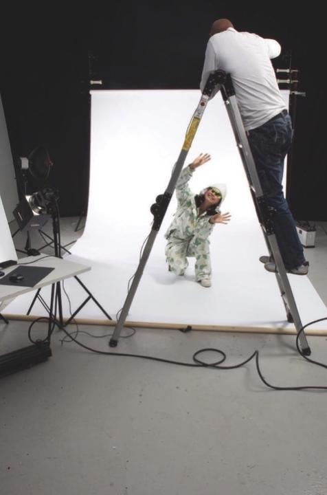 Produktbild Colorama Vinyl Hintergrund Weiss, 6 x 2.72m (275 cm)