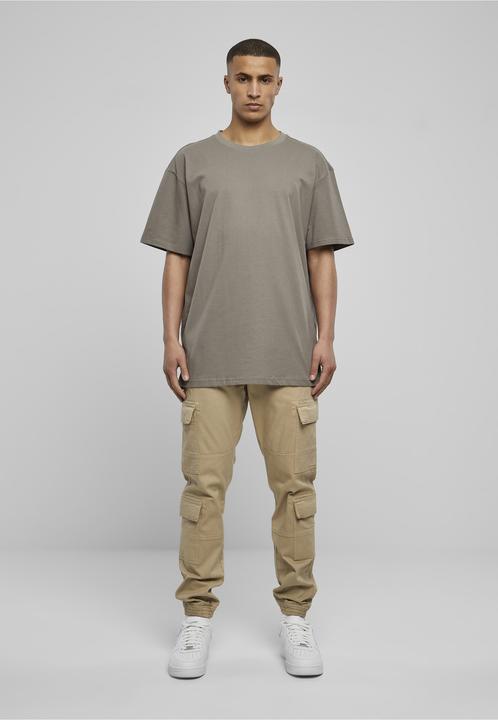 Actual product image Urban Classics Heavy Oversized Tee (5XL)
