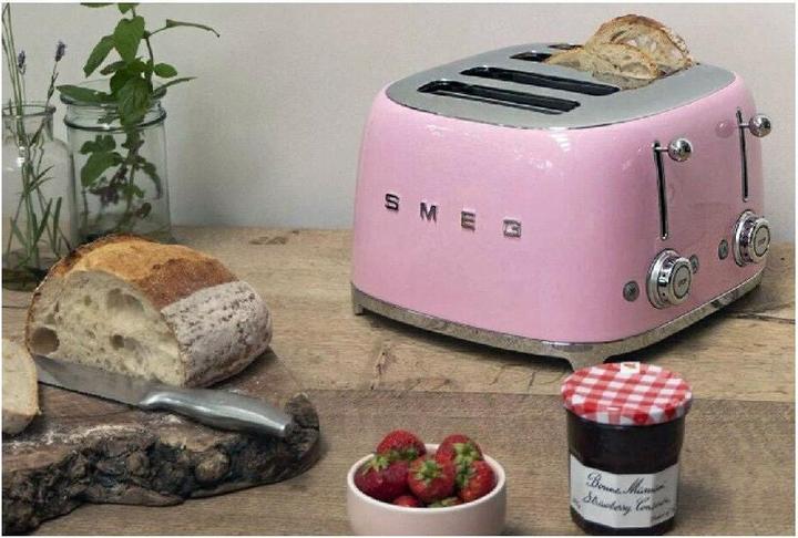Actual product image Smeg 50's Style 4 Slices
