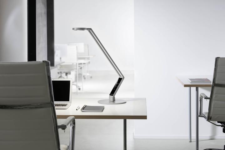 Actual product image Luctra Table mount (680 lm)