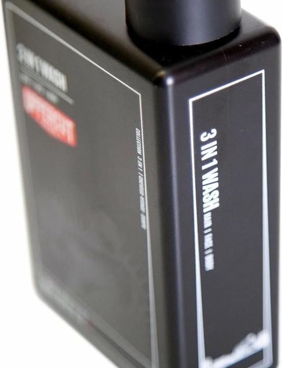 Produktbild Uppercut Deluxe 3 in 1 Wash (Flüssiges Shampoo, 240 ml)