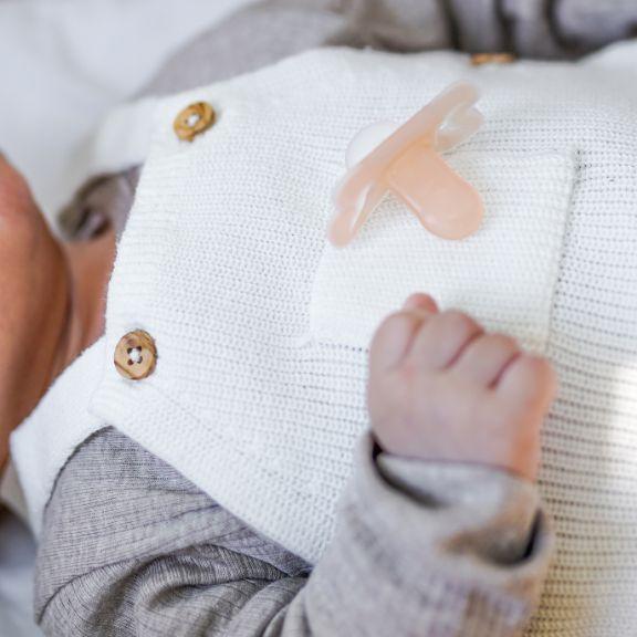 Produktbild Suavinex Schnuller 0.0 silikon symetrisch 2M (2 x, ab Geburt, bis 6 Monate)