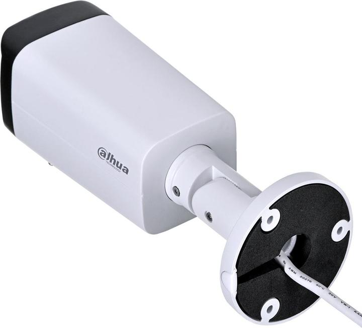 Actual product image Dahua IP CAMERA IPC-HFW2441T-ZAS-27135 (2688 x 1520 pixels)