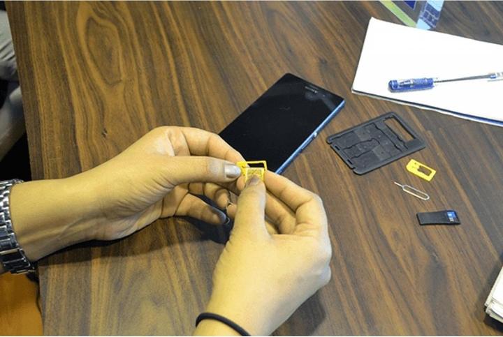 Immagine prodotto PowerGuard Kit di strumenti per l'adattatore da viaggio della scheda SIM