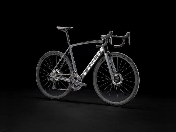 Produktbild Trek Émonda SLR 7 Dark Prismatic/ Black