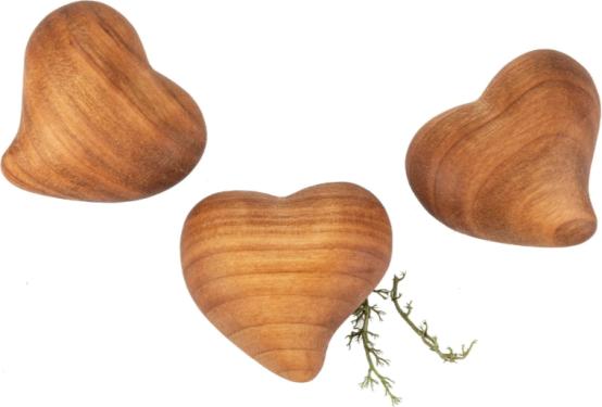 CreaDiva Ein Holz Handschmeichler - Kirsche geölt - Herz Form geschwungen