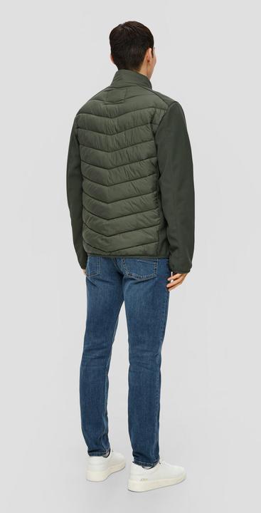 Produktbild S.Oliver Outdoor-Jacke Softshelljacke mit Kontrastdetails (S)