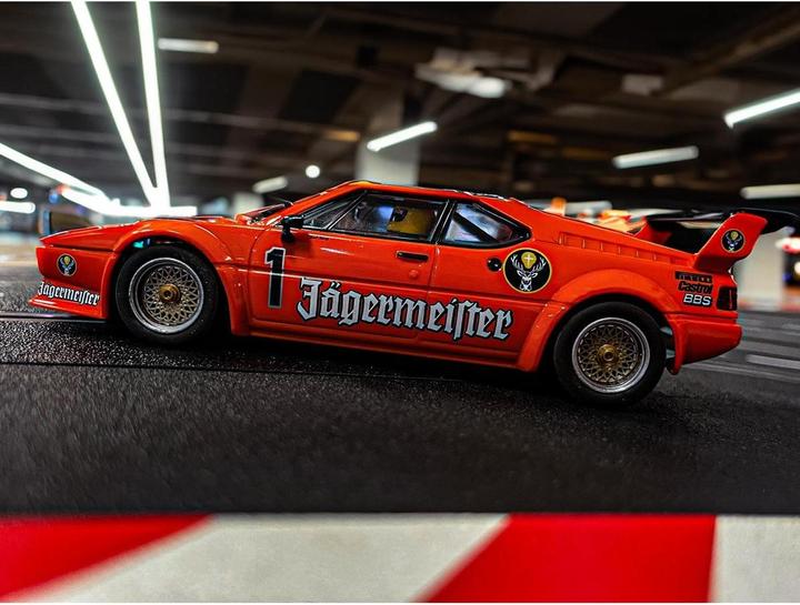 Image du produit Carrera Digital 132 20032031 BMW M1 Procar Jägermeister,No.1