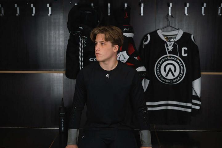 Actual product image Aycane Blade Hybrid Long Sleeve (M)