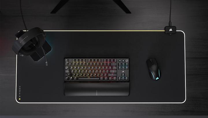 Produktbild Corsair | Tenkeyless Mechanical Gaming Keyboard | K70 CORE TKL | Gaming Keyboard | Wireless | NA | Black | M (US, Kabelgebunden, Kabellos)