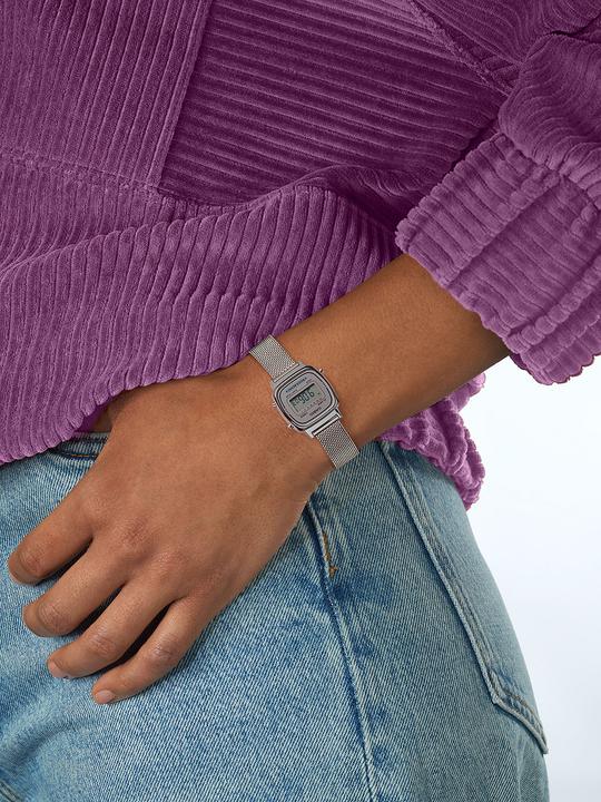 Actual product image Casio Vintage LA670WEM-7EF (Digital watch, 24.60 mm)