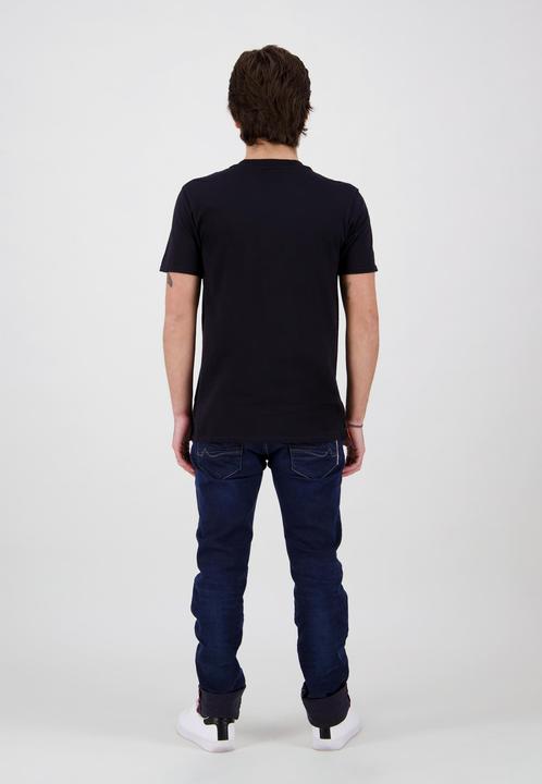 Actual product image Aladdin Jafar Men's Tshirt (S)