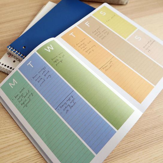 Image du produit Kikkerland Planner Notebook (25 x 18 cm, Règle spéciale, Couverture rigide)