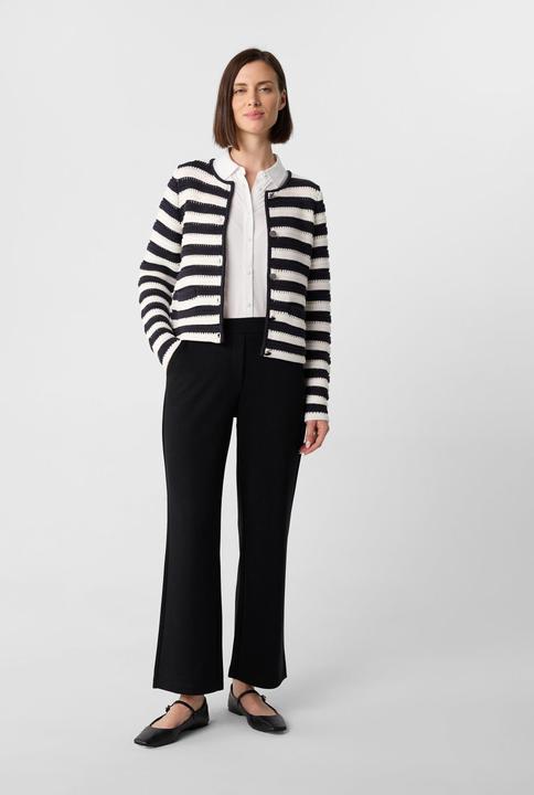 Produktbild Comma Strickjacke Kurzer Cardigan mit Strukturmuster und Leistentaschen (32)