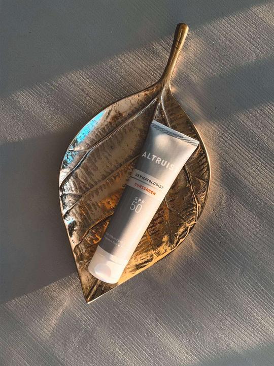 Actual product image Altruist Sunscreen SPF50 100ml (Suntan cream, SPF 50, 100 ml)