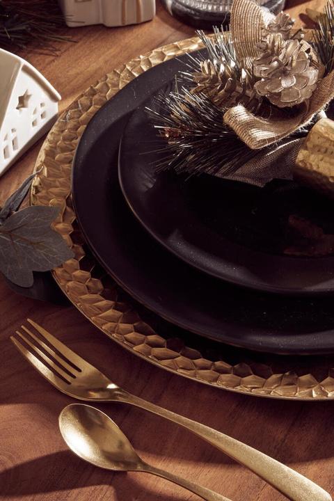 Image du produit Fifty five south Set de couverts Avie Antique Gold Finish - 16 pièces (16 pcs, Set de couverts)