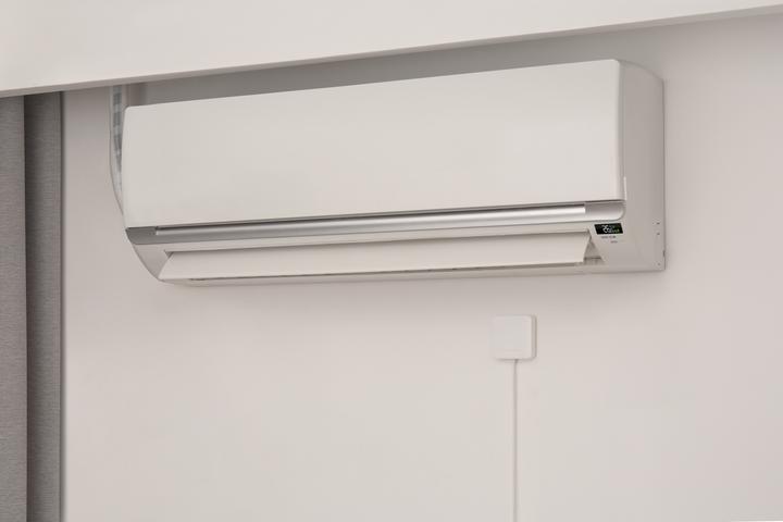 Actual product image SwitchBot Hub Mini