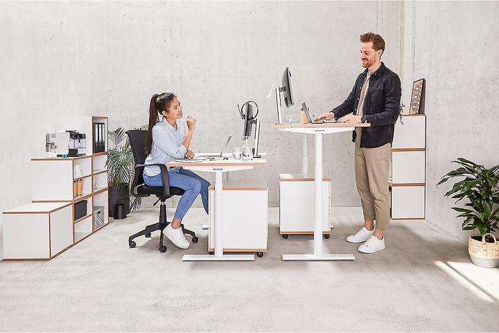 Produktbild Novigami Schreibtisch elektrisch höhenverstellbar Josi | 10er Set | BxT 1600 x 800 mm | Gestell Schwarz | Sch