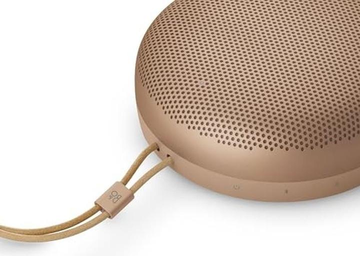 Immagine prodotto B&O Bluetooth speakers Beosound A1 3rd Gen Honey Tone (24 h)