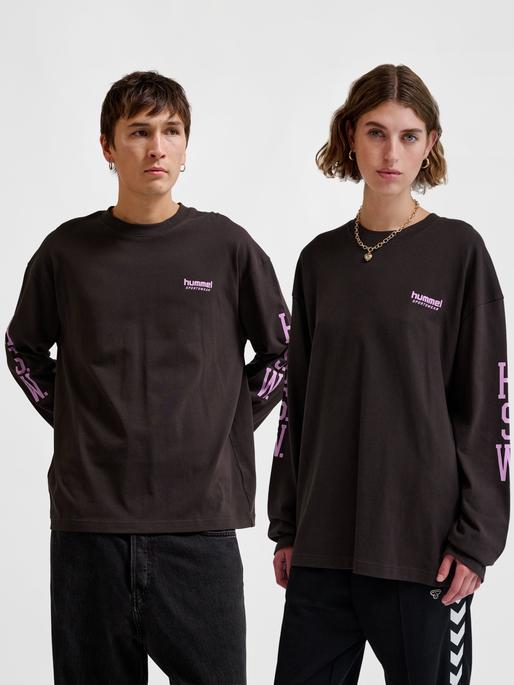 Actual product image hummel hmlLOOSE T-SHIRT L/S SW STADIUM (L)