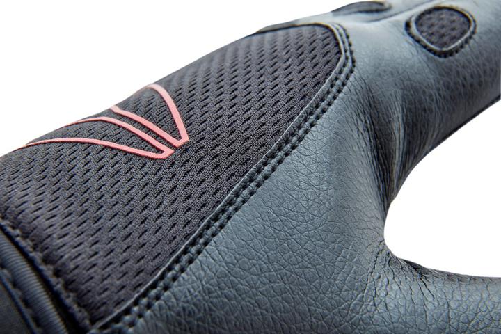 Actual product image Reebok Lifting Gloves (S)