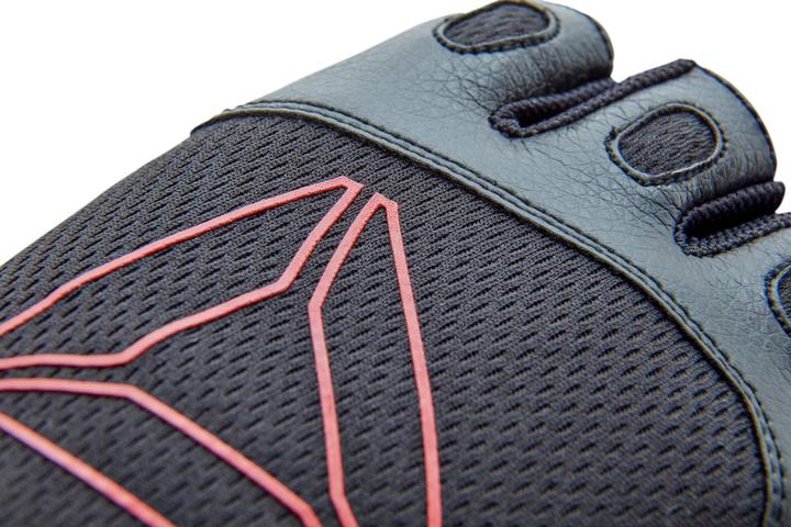 Actual product image Reebok Lifting Gloves (S)