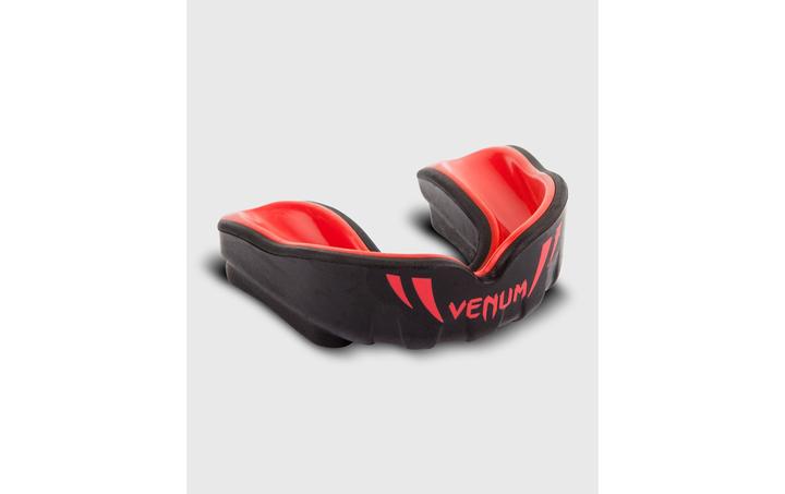 Image du produit Venum Challenger Kids Mouthguard Black/Red (Taille unique)