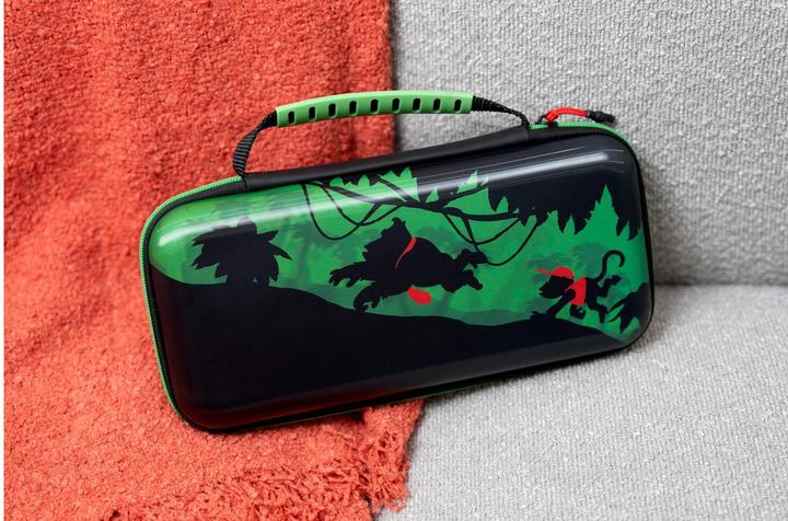 Produktbild Turtle Beach - PlayTrek Travel Case - Donkey Kong (Switch, Switch 2)