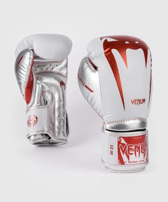 Actual product image Venum Giant 3.0 Boxhandschuhe (12 OZ, One size)
