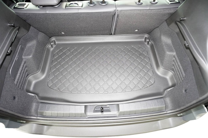 Actual product image Aristar Boot Pan for Jeep Avenger from 2023 onwards