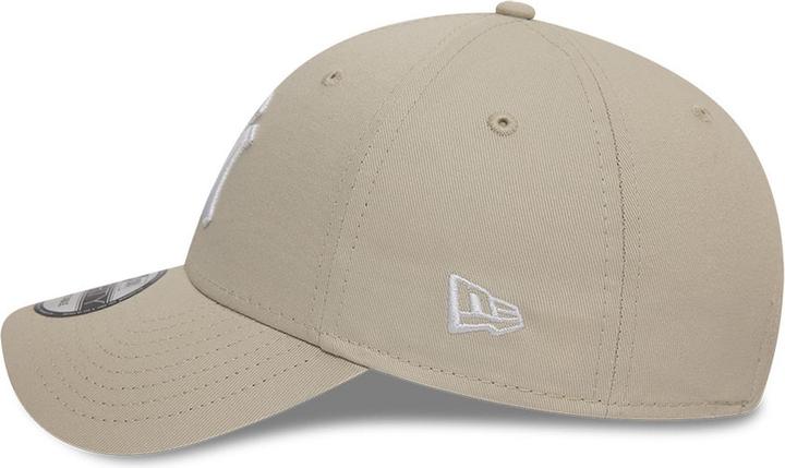 Actual product image New Era 9Forty Strapback Cap - New York Yankees stone (One size)