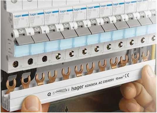 Produktbild Hager Phasenschiene 3polig KDN380A Gabelanschluss 16qmm 80A 12 Module