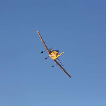 Actual product image E-Flite T-28 Trojan (Multi motor)