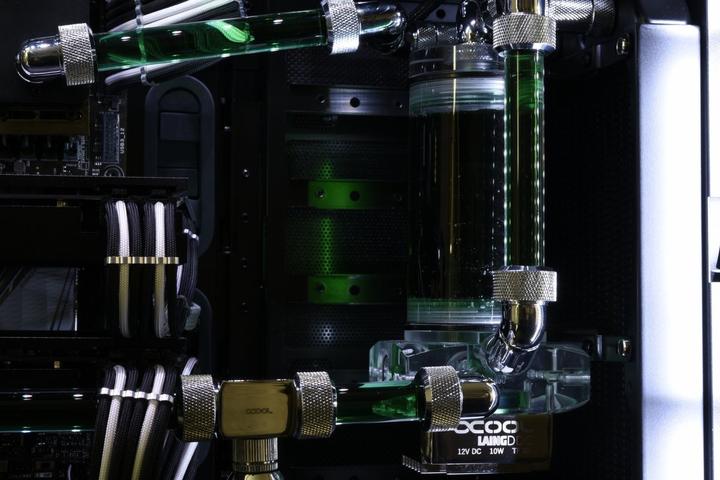 Productafbeelding Alphacool DDC310 Enkele editie zwart