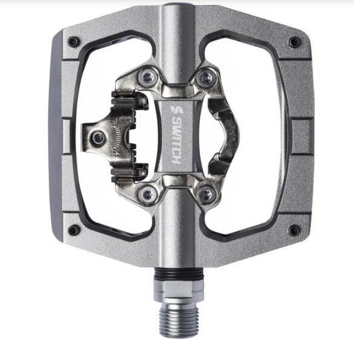 Grau, Schwarz/Silber, Silber