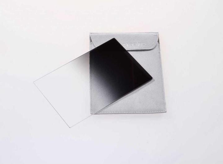 Produktbild Benro Master Filter (Glas) 100x150mm GND 16 Soft 4-Stop (ND- / Graufilter)