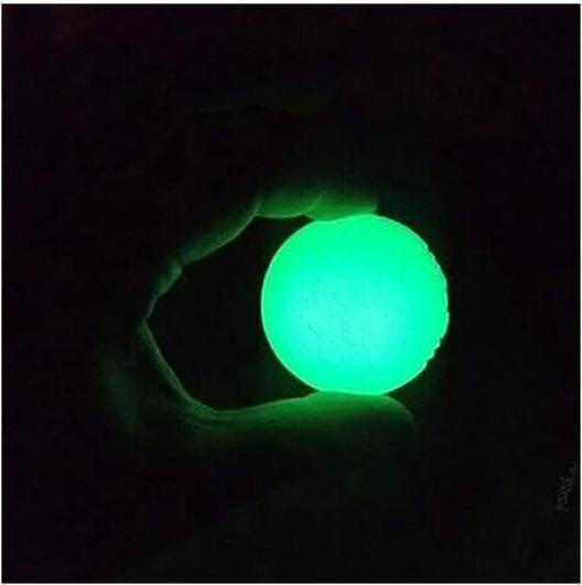 Immagine prodotto Chuckit! CHUCKIT MAX GLOW palla da recupero luminosa 7 6 cm di diametro taglia L bianco (Cucciolata di cane giocattolo)