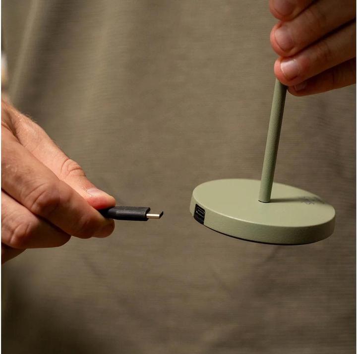 Immagine prodotto Silwy Lampada da tavolo Lampada a calamita Monaco Verde oliva incl. (200 lm)