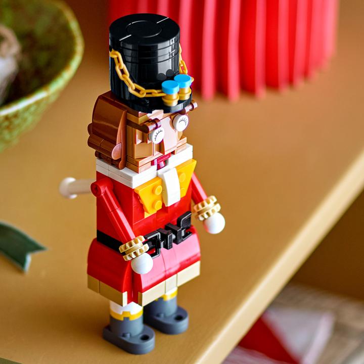 Actual product image LEGO Nutcracker (LEGO Iconic)