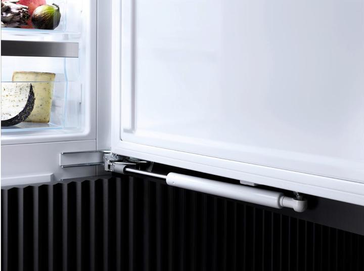 Produktbild Miele Kf 7772 B (256 l)