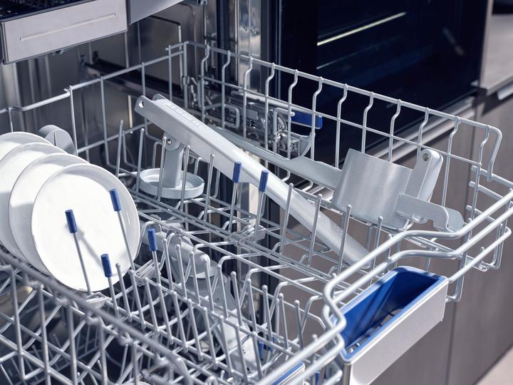 Actual product image Leifheit Potato ricer