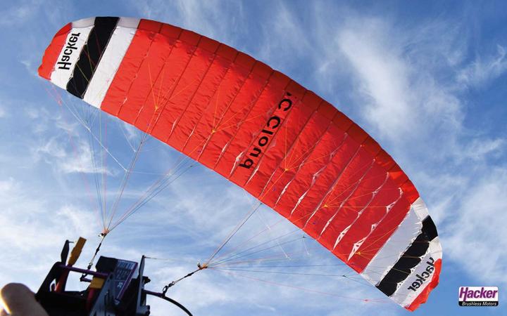 Produktbild Para-RC gleitschirm "cloud 1.5" rot