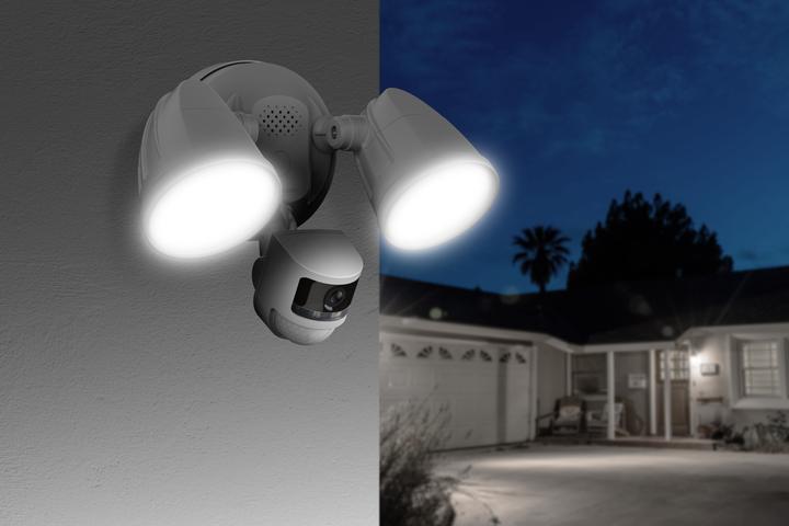 Produktbild Swann 4K Flutlicht WiFi Security Camera (3840 x 2160 Pixels)